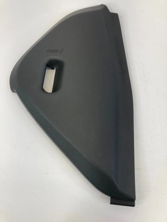 04-08 PONTIAC GRAND PRIX DASH RIGHT PASSENGER SIDE END CAP COVER TRIM 10446795