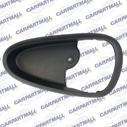 99-05 PONTIAC GRAND AM SEDAN FRONT RIGHT INNER DOOR HANDLE COVER BEZEL 22617652