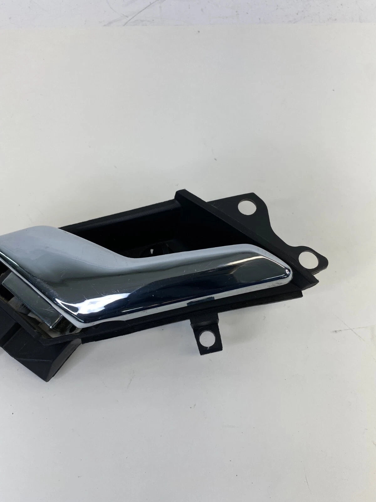 2008 2009 2010 SATURN VUE REAR LEFT INTERIOR DOOR HANDLE CHROME OEM 96660863