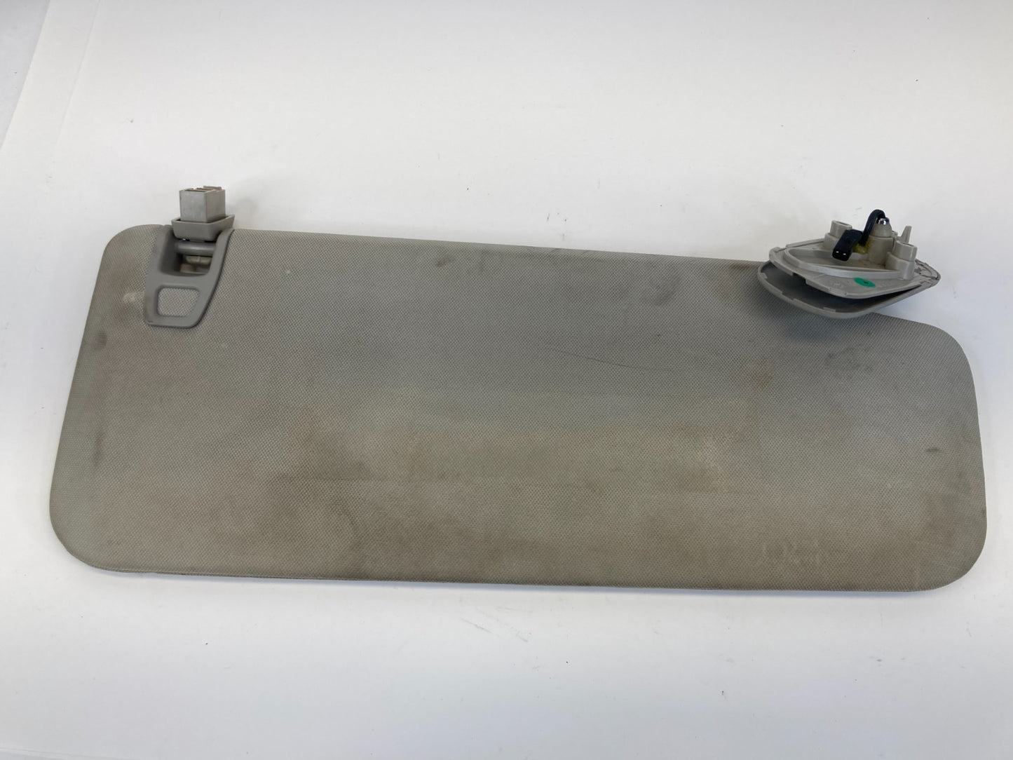 2007-2014 GMC Yukon Left & Right Side Sunvisor Sun Visor Shade Set Pair OEM