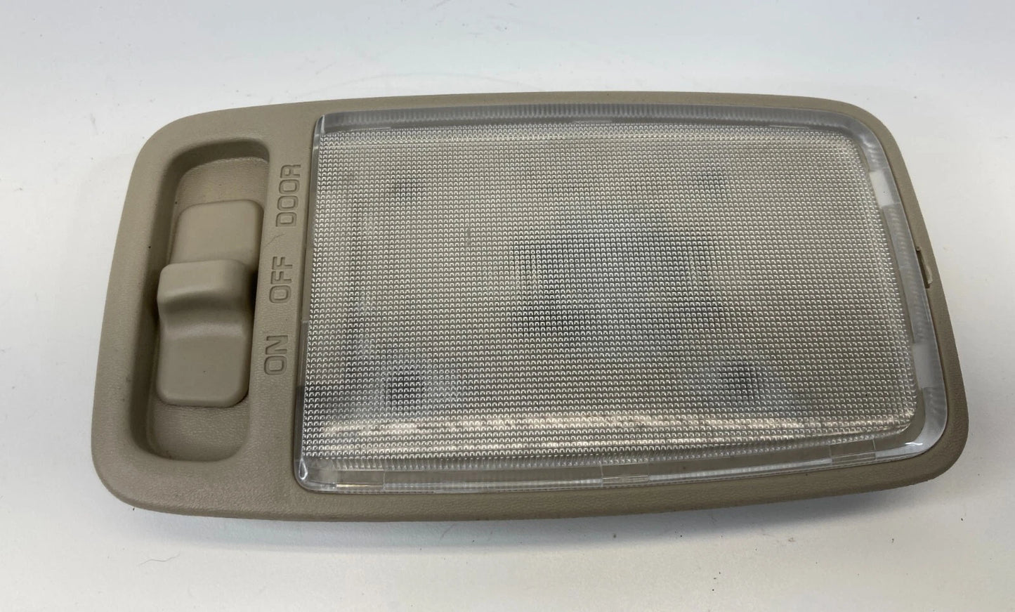 1999-2003 LEXUS RX300 ROOF OVERHEAD REAR CENTER DOME ROOF MAP LIGHT LAMP OEM