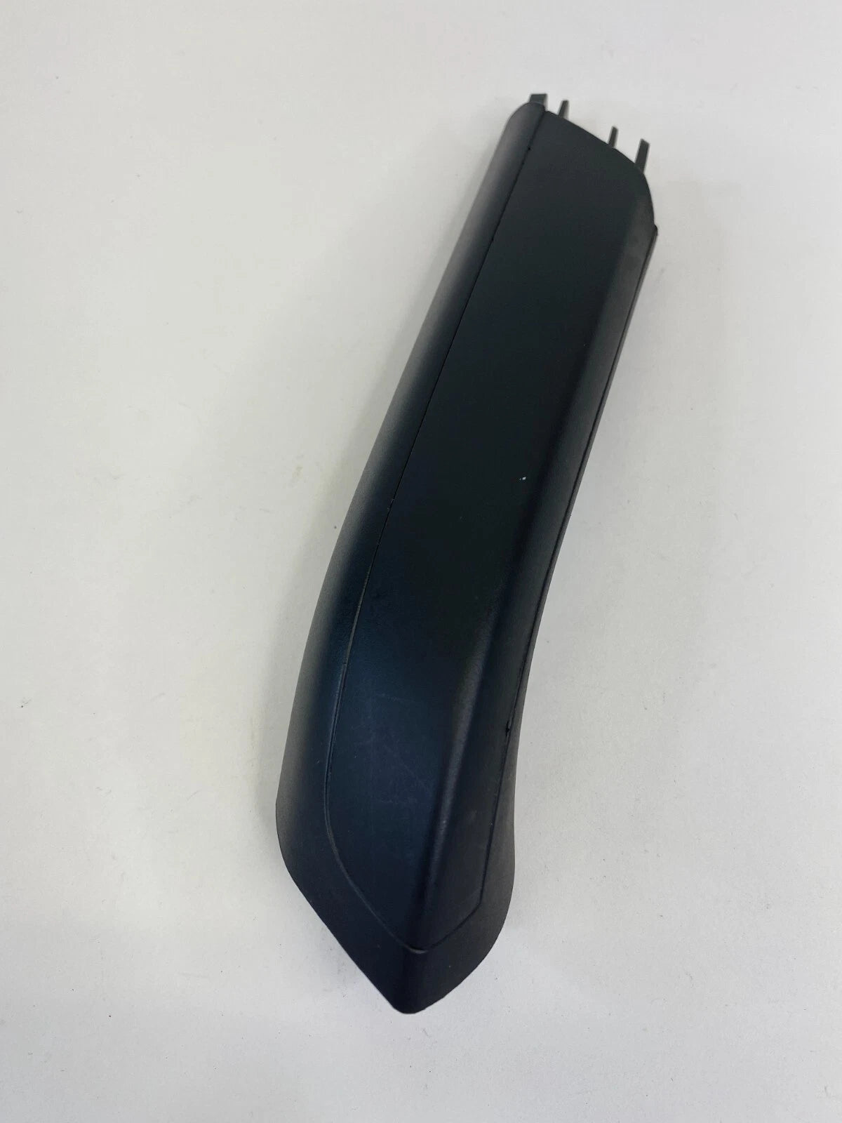 2012-2015 VOLKSWAGEN PASSAT FRONT RIGHT SIDE DOOR PANEL PULL HANDLE ASSEMBLY OEM