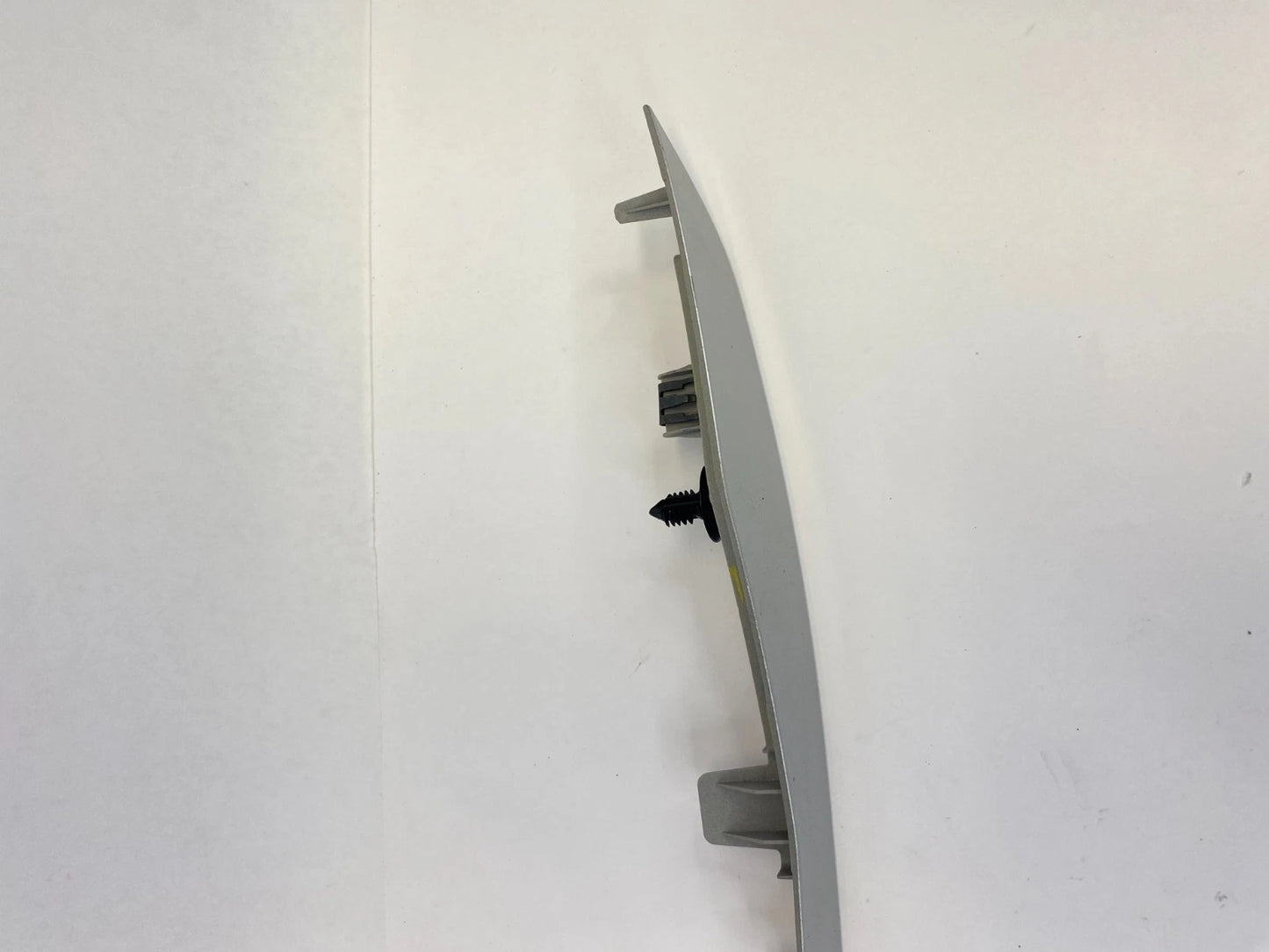 2011-2015 FORD EXPLORER LEFT CENTER DASH RADIO TRIM BEZEL SILVER OEM