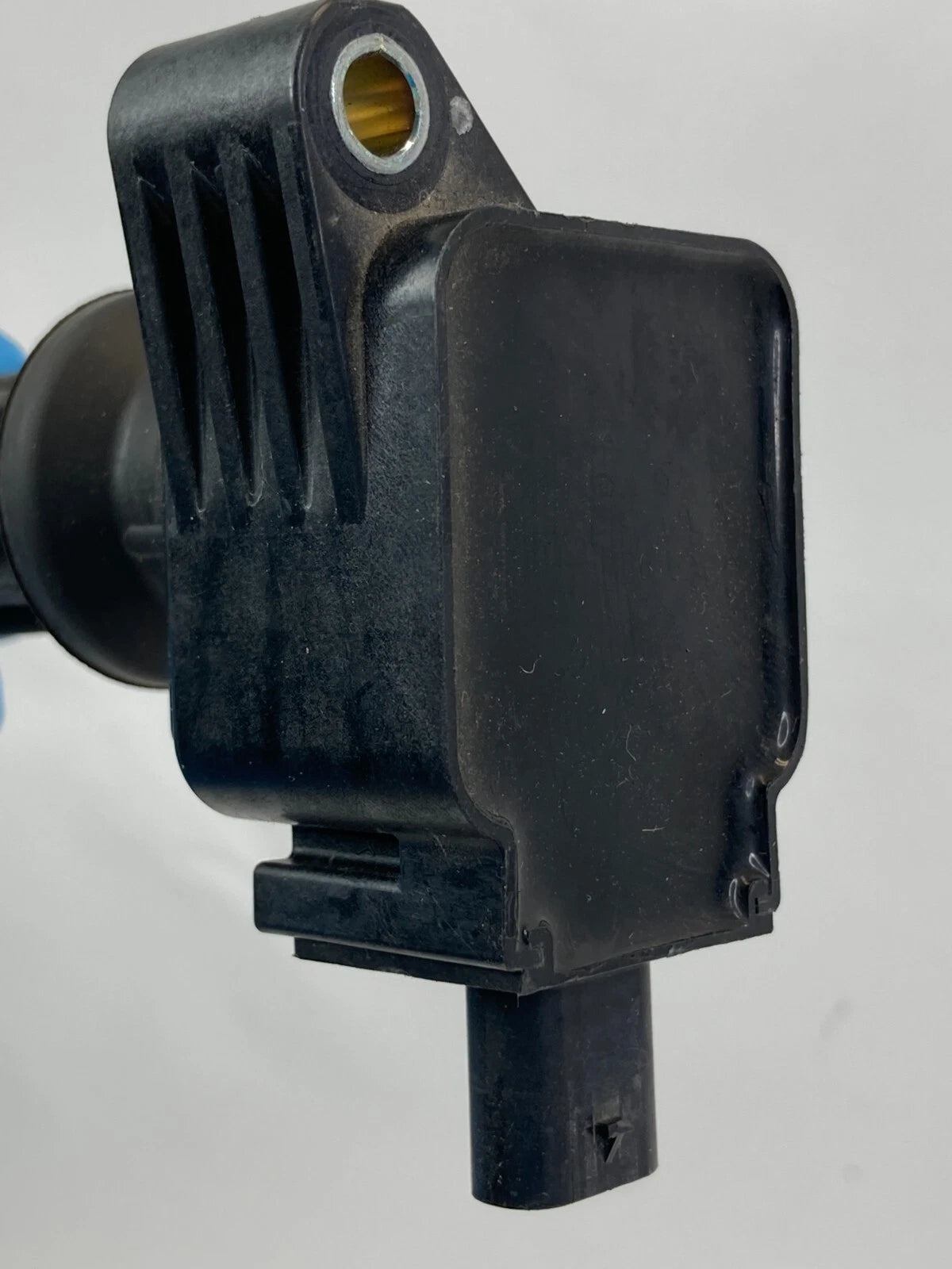 2012-2018 FORD FOCUS 2.0L L4 16V AT ENGINE IGNITION COIL IGNITER ASSEMBLY OEM