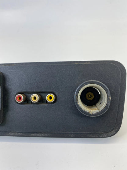 09 10 CHEVROLET TRAVERSE REAR CONSOLE AUDIO VIDEO IMPUT PLUG POWER POWER PORT