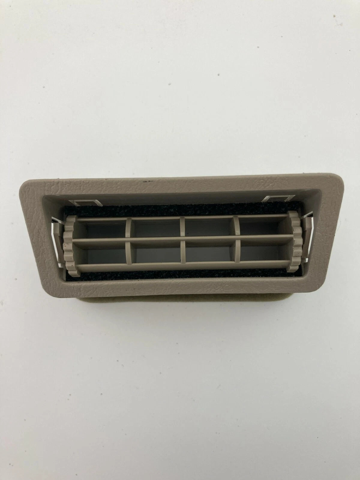 1998-2005 LEXUS GS300 01-05 GS430 FRONT DASH AC AIR VENT LOUVER LOWER OEM