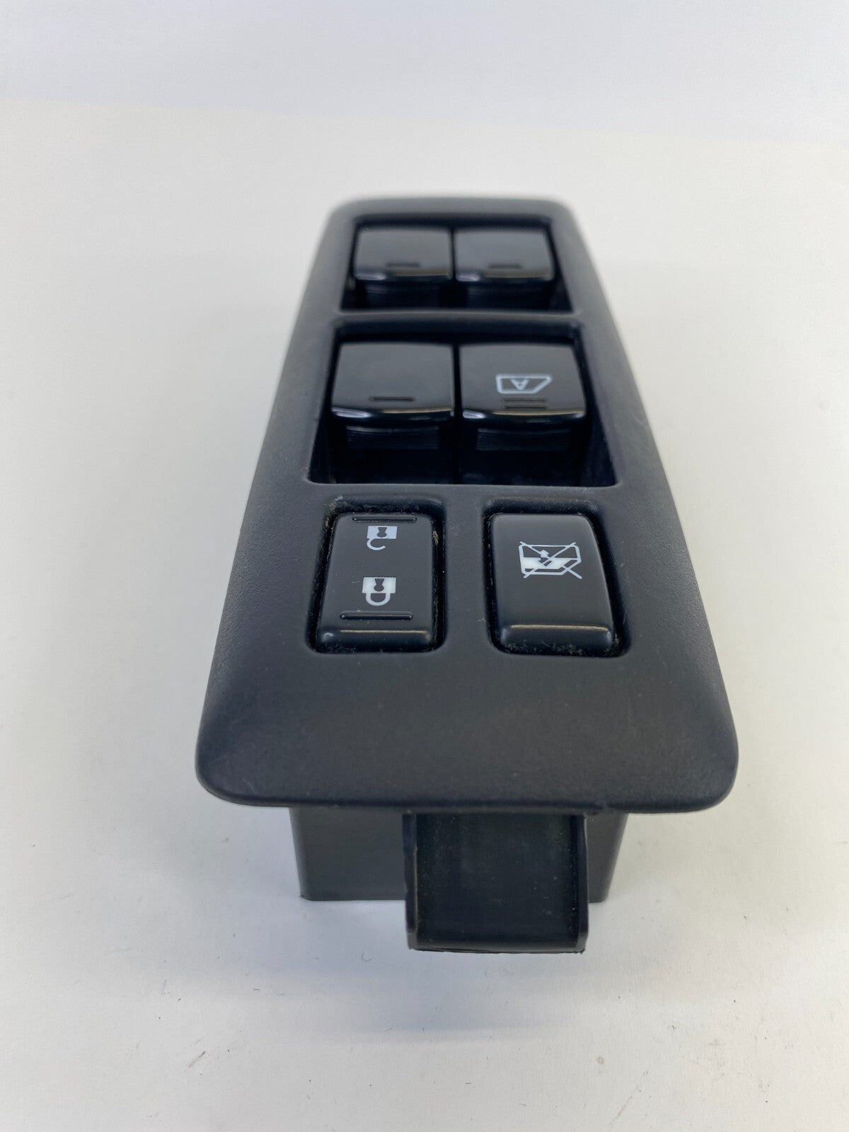 2011-2013 Nissan Rogue Front Left Driver Side Door Power Master Window Switch