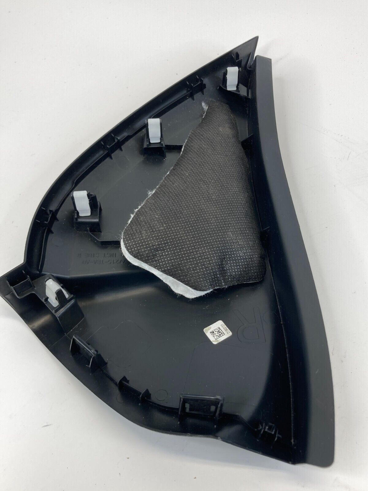 2016-2020 Honda Civic Dash Passenger Right End Cap Trim Cover Panel 77215-TBA-A0