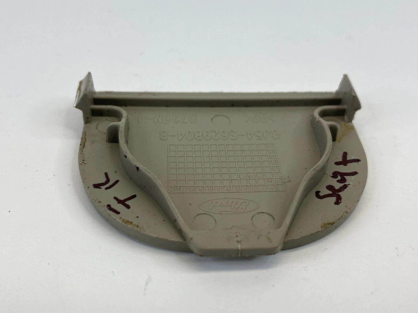 13-19 FORD ESCAPE FRONT RIGHT SEAT TRACK COVER CAP INSERT TRIM CJ54-S629B04-B
