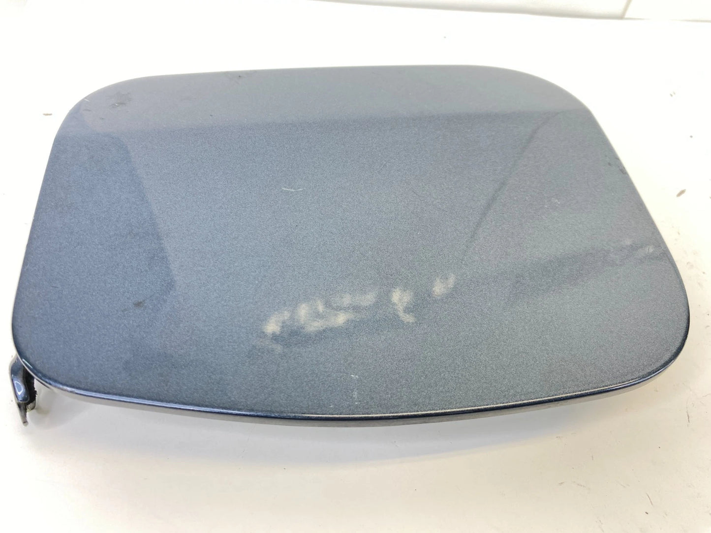 2014-2019 TOYOTA COROLLA SEDAN FUEL FILLER TANK DOOR COVER LID UNIT OEM FACTORY