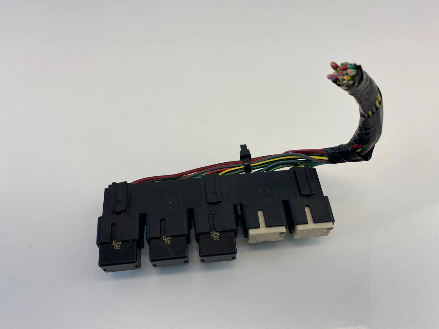 10-14 SUBARU LEGACY SEDAN 2.5L H4 16V UNDER HOOD ENGINE FUSE RELAY BOX JUNCTION
