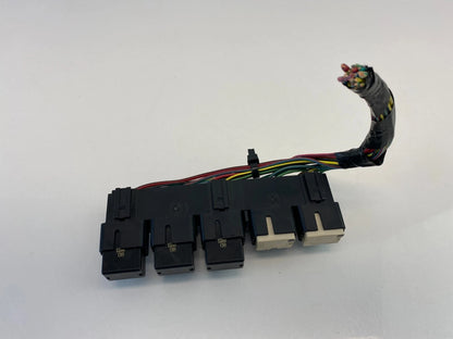 10-14 SUBARU LEGACY SEDAN 2.5L H4 16V UNDER HOOD ENGINE FUSE RELAY BOX JUNCTION