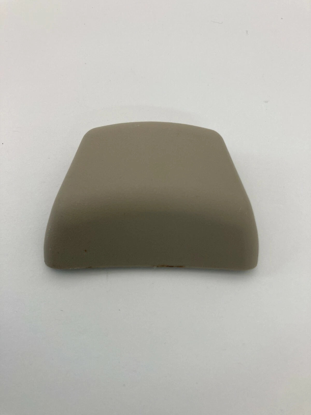 2000-2004 TOYOTA AVALON FRONT SEAT SIDE TRACK END COVER BEZEL 72123-AC020