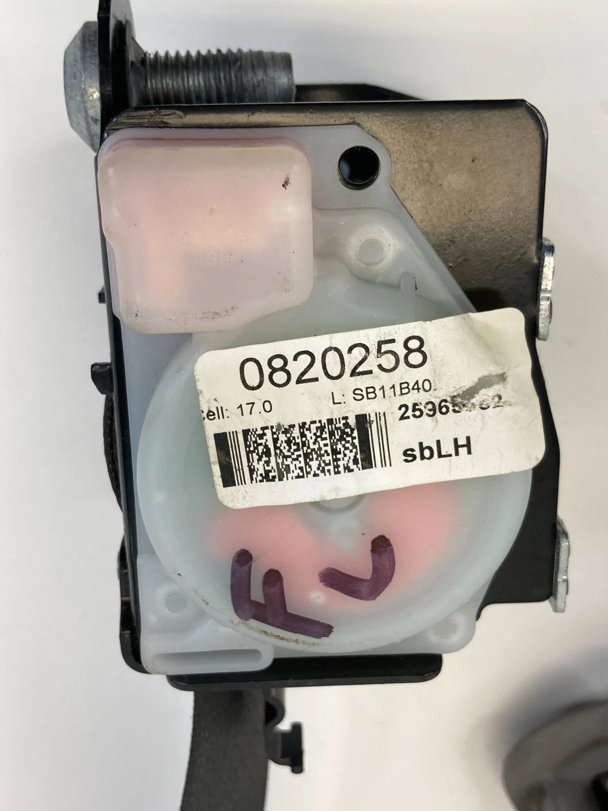 2005-2011 CADILLAC STS SEDAN FRONT LEFT DRIVER SIDE SEAT BELT RETRACTOR ASSY OEM