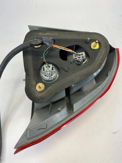 2001 2002 HONDA CIVIC SEDAN TAIL LIGHT TAILLIGHT LAMP LEFT DRIVER SIDE OUTER OEM