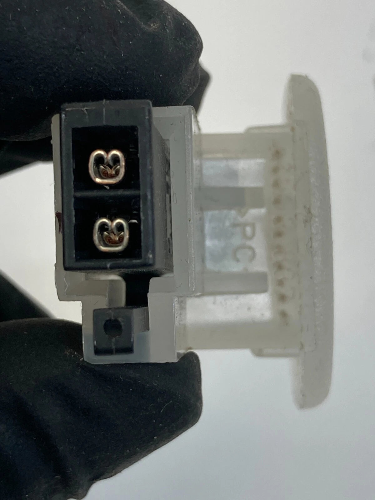 2006 2007 MERCEDES-BENZ ML 500 INTERIOR LIGHT COURTESY SUNVISOR LAMP 2088200501