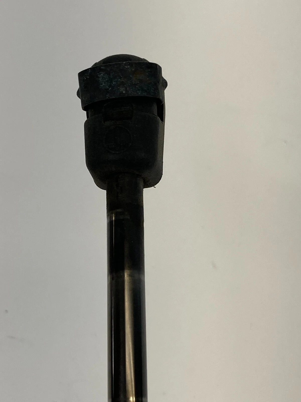 2003-2007 NISSAN MURANO REAR RIGHT TRUNK LID LIFTGATE SHOCK STRUT SUPPORT OEM