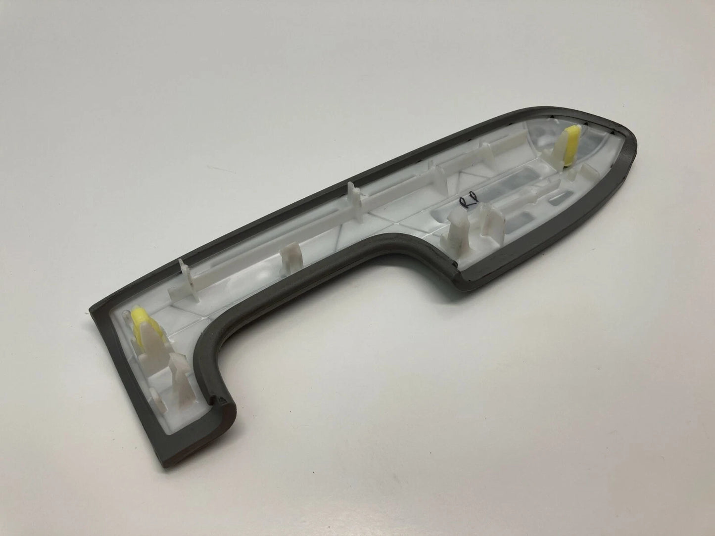 2003-2008 TOYOTA COROLLA REAR RIGHT BACK SIDE DOOR ARMREST BEZEL LID PAD TRIM