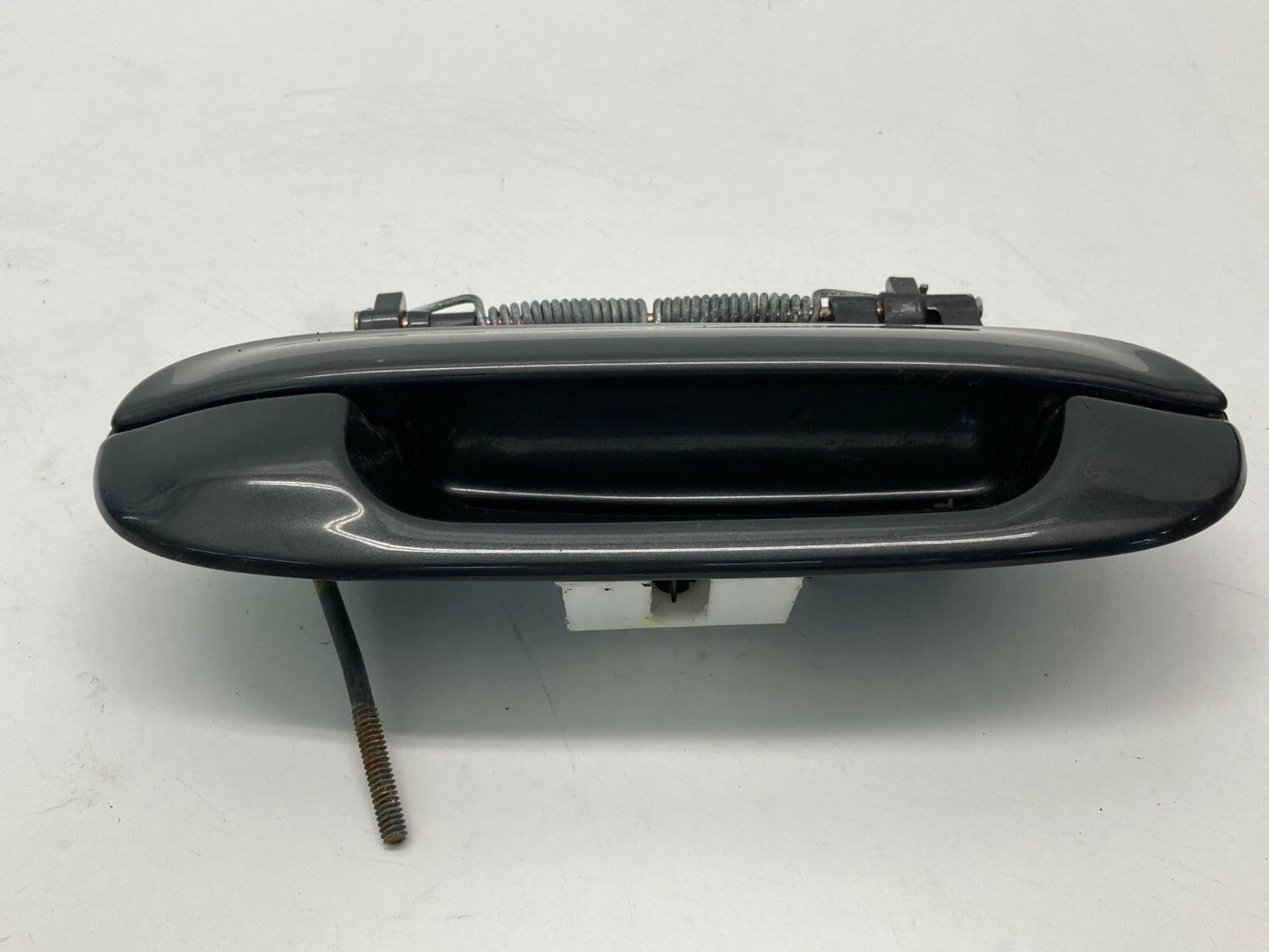 2000-2005 CADILLAC DEVILLE REAR RIGHT SIDE EXTERIOR DOOR HANDLE RH-150460 OEM