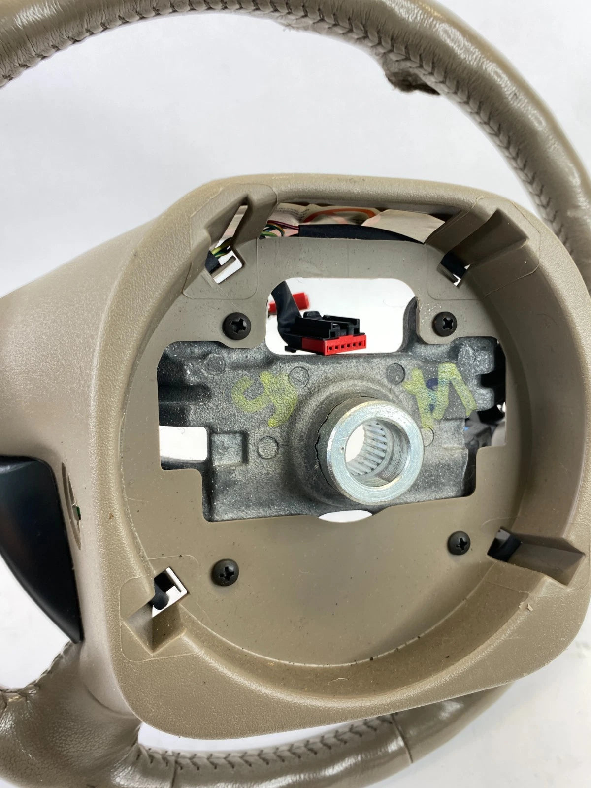 02-05 FORD EXPLORER MOUNTAINEER STEERING WHEEL W/ CRUISE & AUDIO CONTROL SWITCH