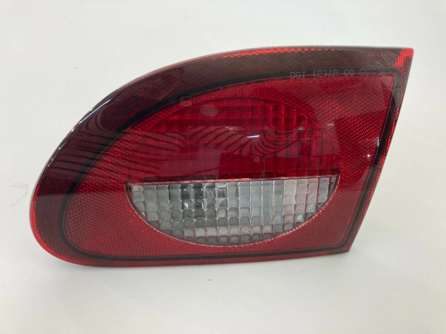 2000-2002 CHEVROLET CAVALIER PASSENGER RIGHT REAR TAIL LIGHT LAMP 16519344 OEM