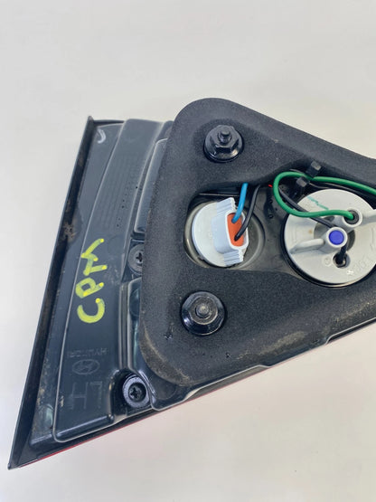 2015-2017 HYUNDAI SONATA REAR LEFT SIDE TAIL LIGHT TRUNK LID BACKUP LAMP OEM