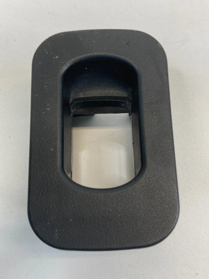2005-2010 PONTIAC G6 REAR LEFT SIDE BACK DOOR WINDOW SWITCH COVER TRIM BEZEL OEM