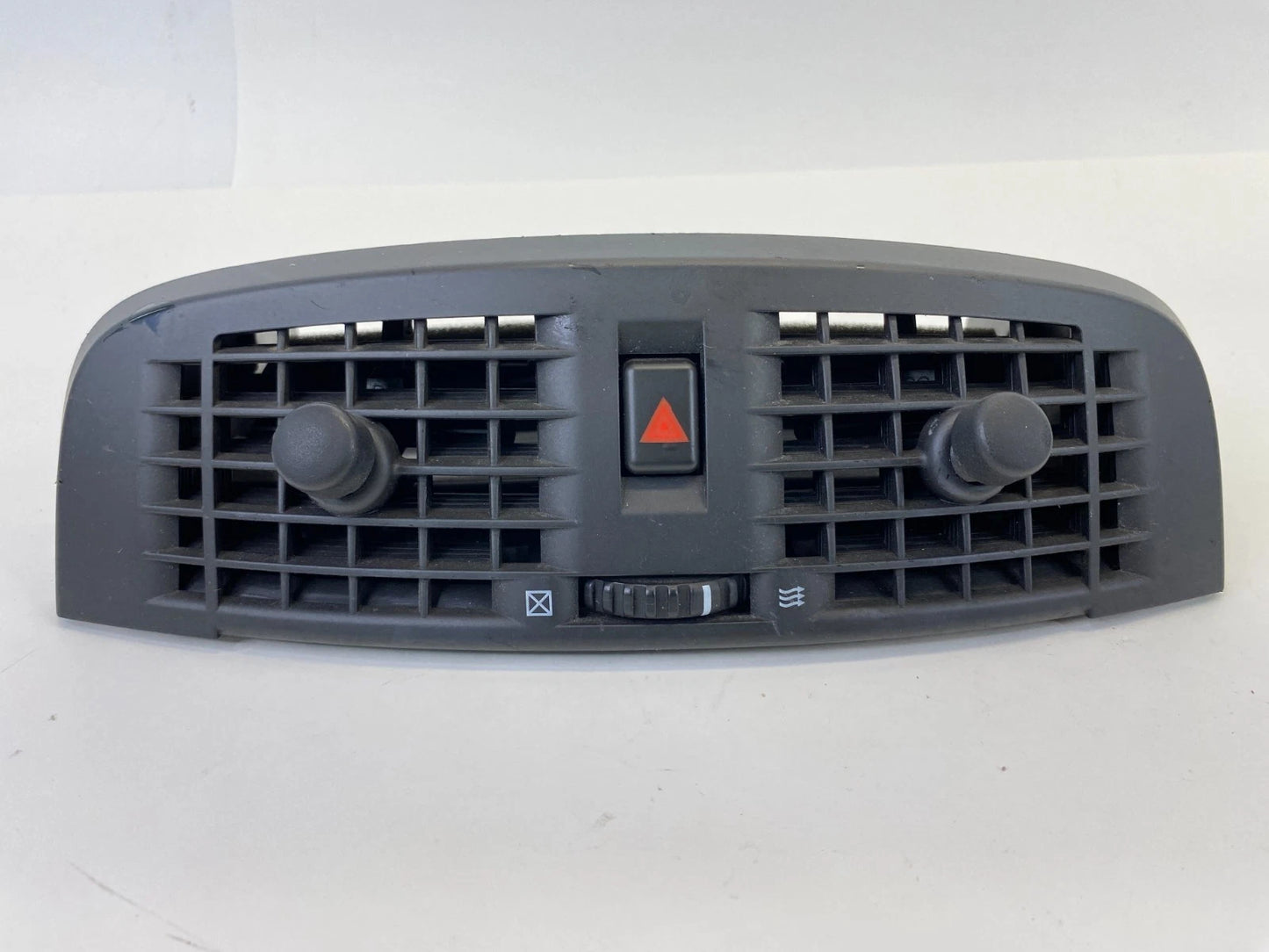 2004-2007 CADILLAC CTS CENTER DASH AC A/C HEATER AIR VENT GRILLE 25703804 OEM