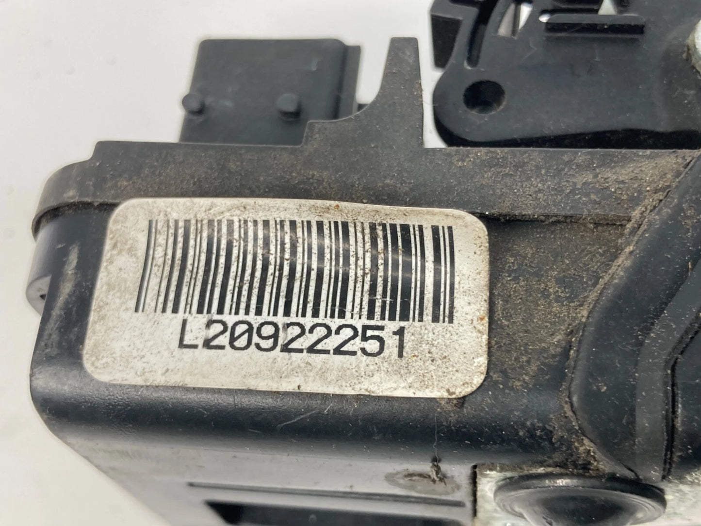 2008-2012 CHEVROLET MALIBU REAR LEFT SIDE DOOR LOCK LATCH ACTUATOR L20922251 OEM