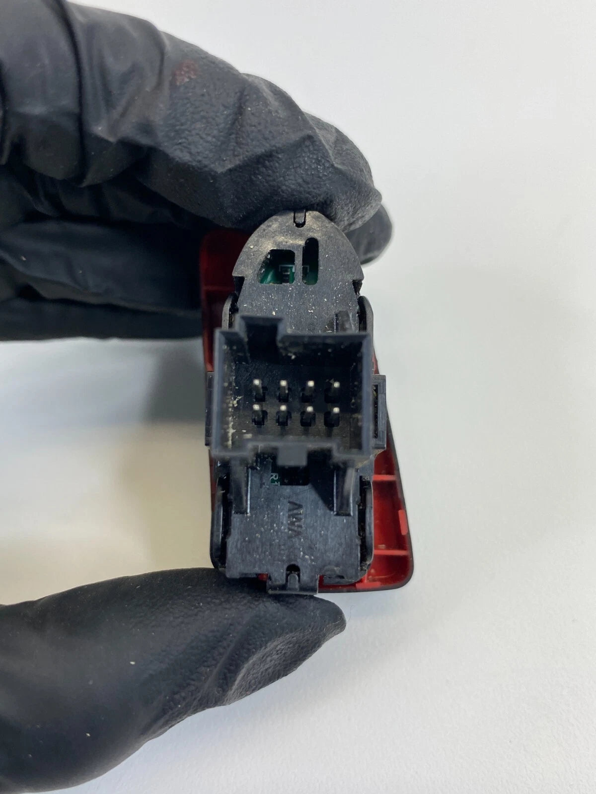2014 2015 CHEVROLET MALIBU HAZARD EMERGENCY WARNING LIGHT SWITCH CONTROL OEM