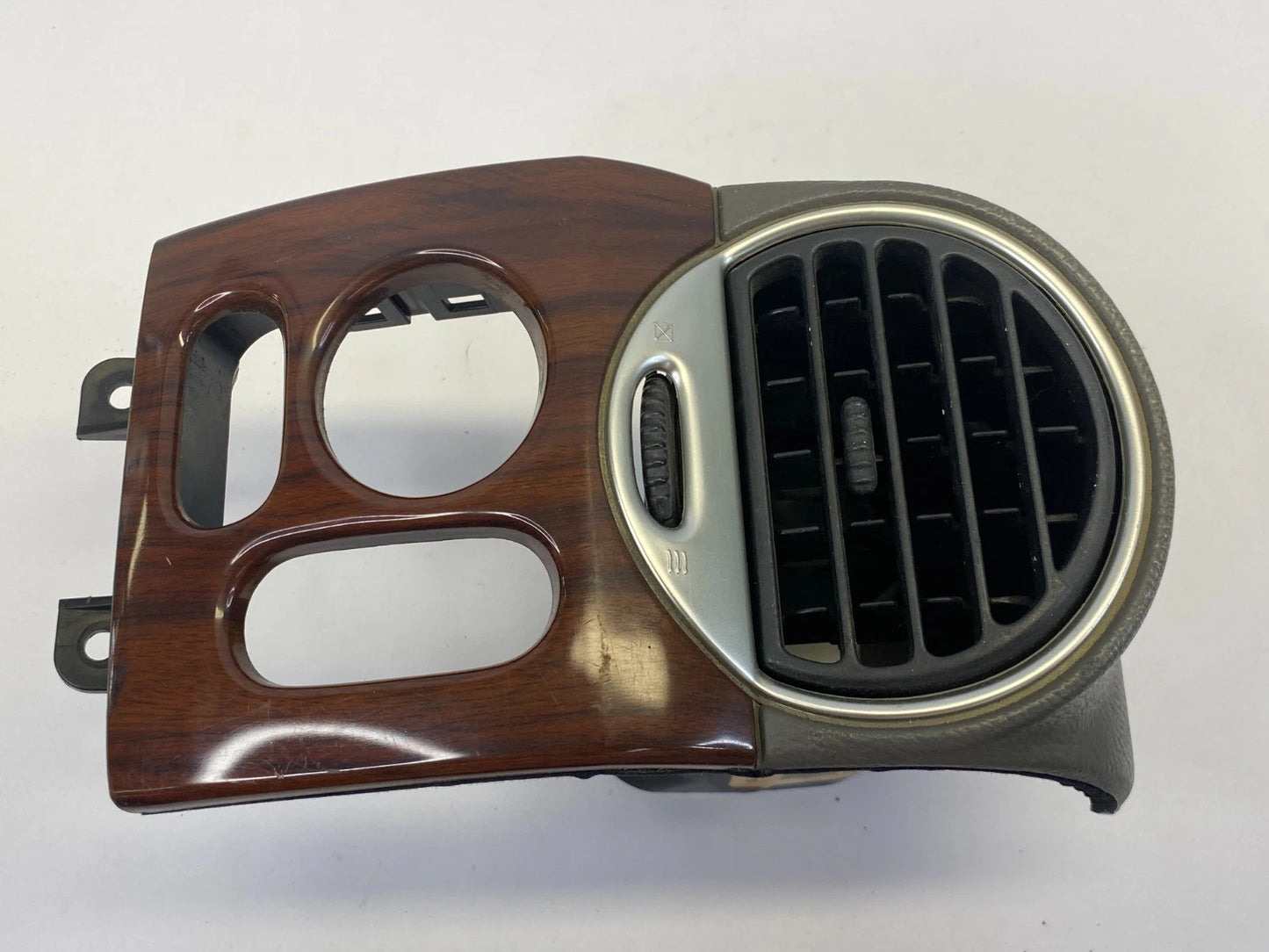 02-09 GMC ENVOY DASH LEFT AIR VENT & HEADLIGHT SWITCH BEZEL TRIM 15032550 OEM