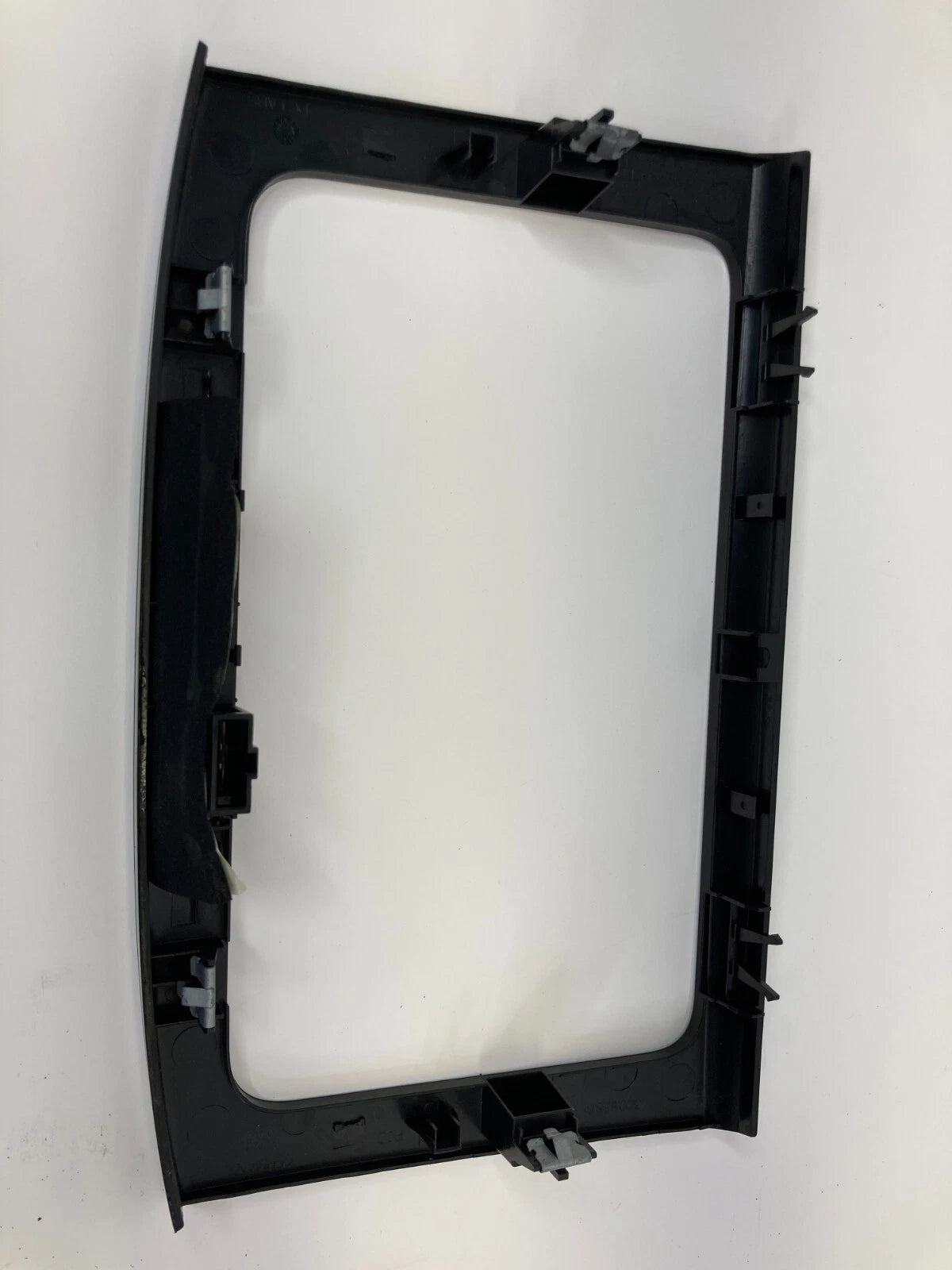 2009-2011 VOLKSWAGEN CC CENTER DASH RADIO PANEL COVER TRIM BEZEL 3C0-858-069 OEM