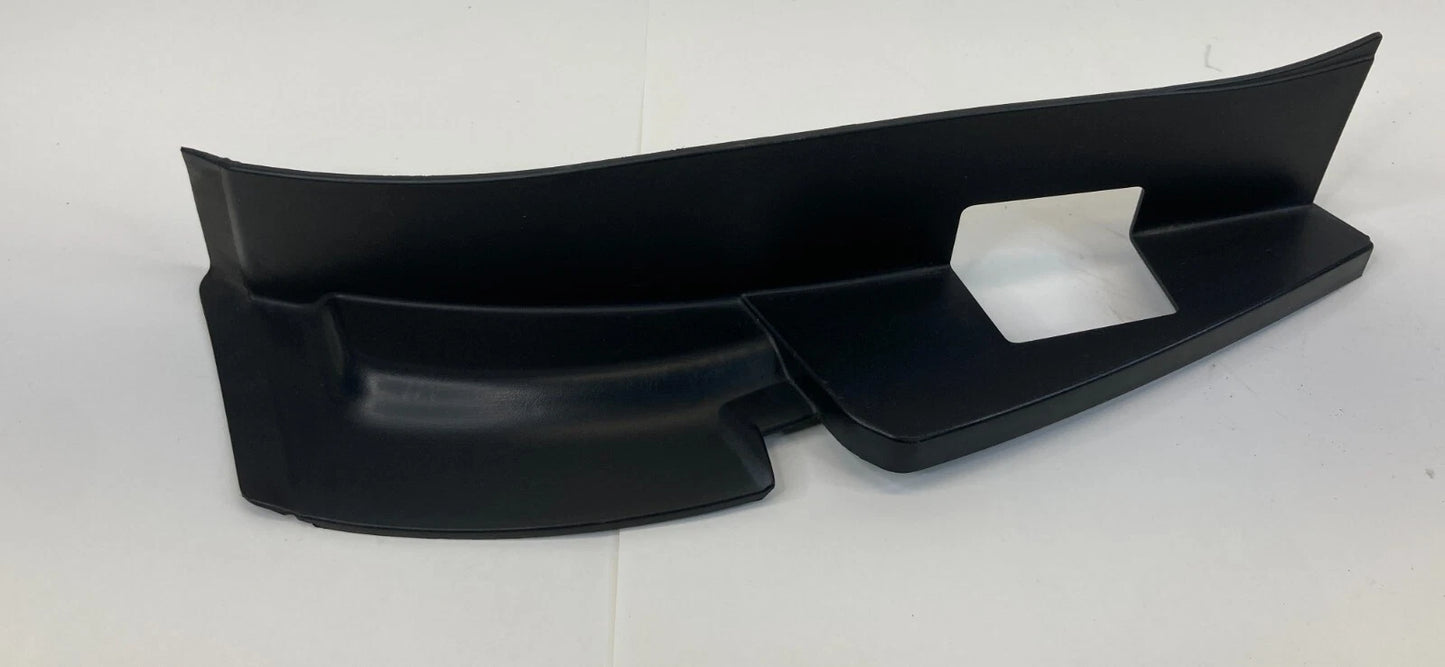 2003-2008 INFINITI FX35 RL INNER BUMPER TAILLIGHT COVER TRIM 85075-CG000 OEM