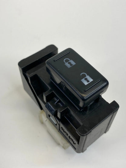 11-18 SUBARU FORESTER FRONT RIGHT PASSENGER SIDE DOOR LOCK CONTROL SWITCH OEM