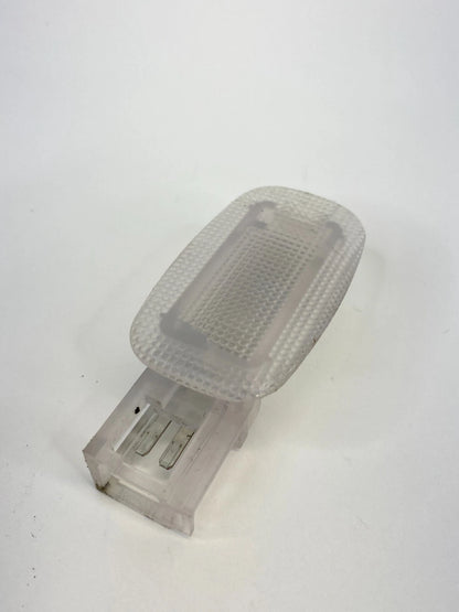 2003-2006 MERCEDES-BENZ E500 DASH CARGO COURTESY LIGHT LAMP A211-820-38-01