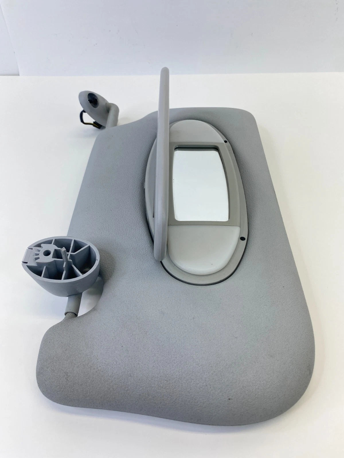 2007-2014 MINI COOPER W SUNROOF RIGHT PASSENGER SIDE SUN VISOR GREY W LIGHTS OEM