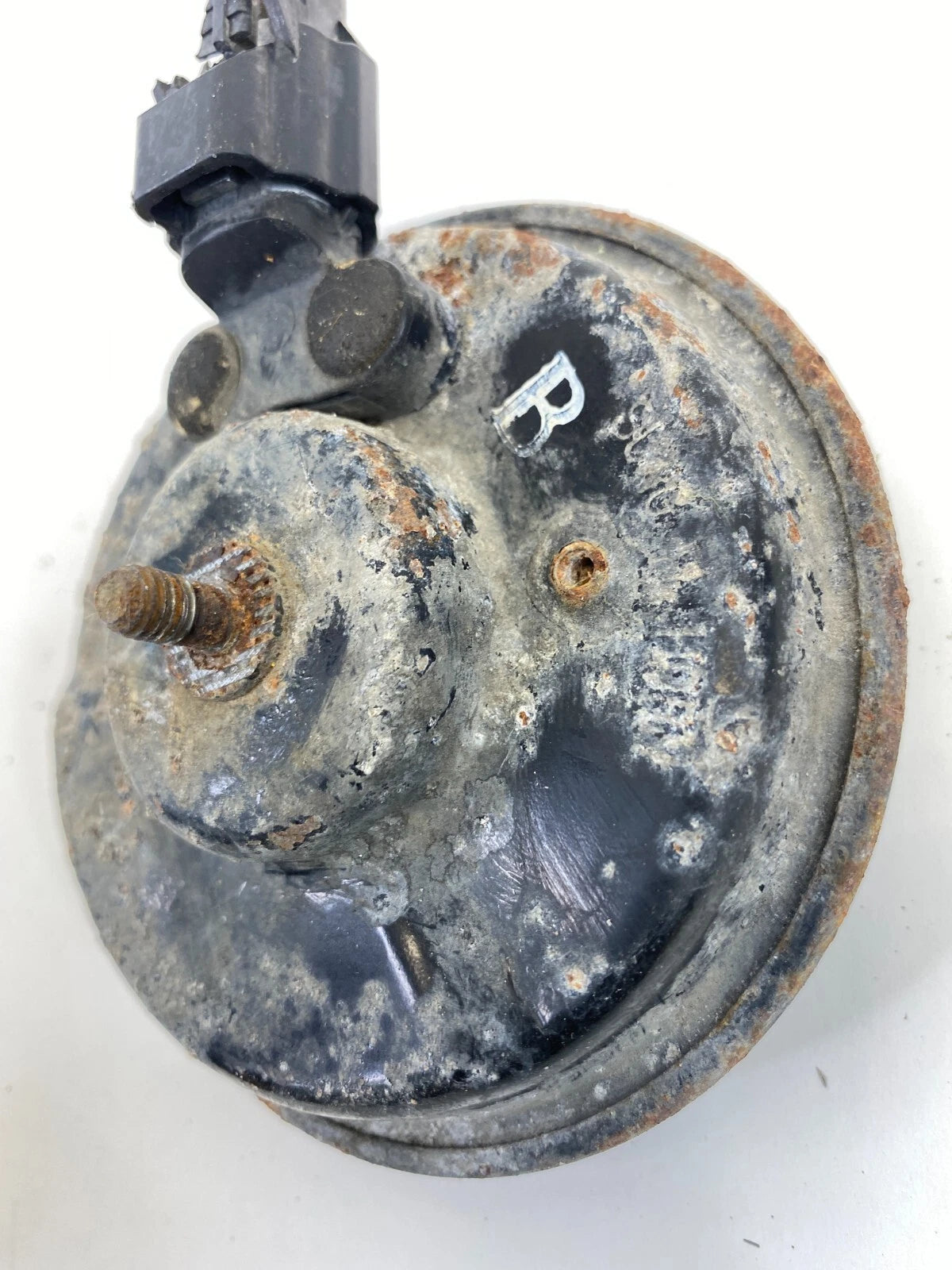 2005-2009 HYUNDAI TUCSON LOW TONE ELECTRIC WARNING HORN SIGNAL FRONT OEM FACTORY