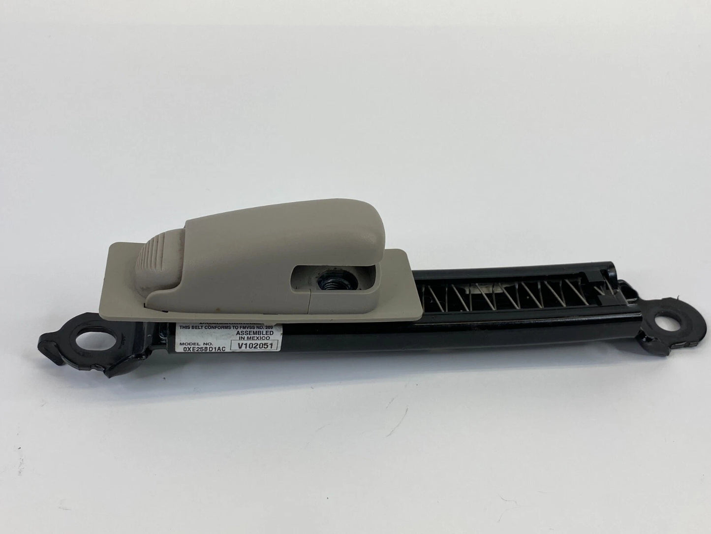 05-10 JEEP GRAND CHEROKEE FRONT LEFT SEAT BELT HEIGHT ADJUSTER 0XE25BD1AC OEM