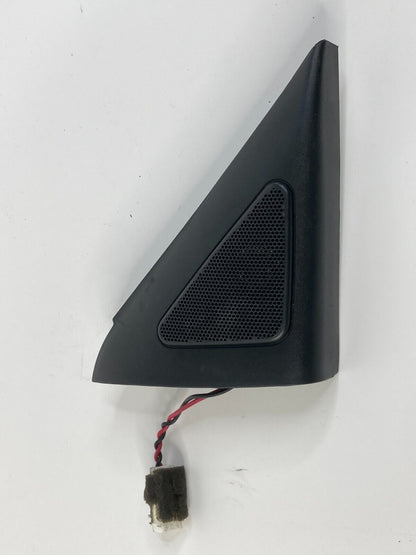 2002-2005 Hyundai Sonata Front Right Door Tweeter Spdeker w/ Cover 96310-3C600