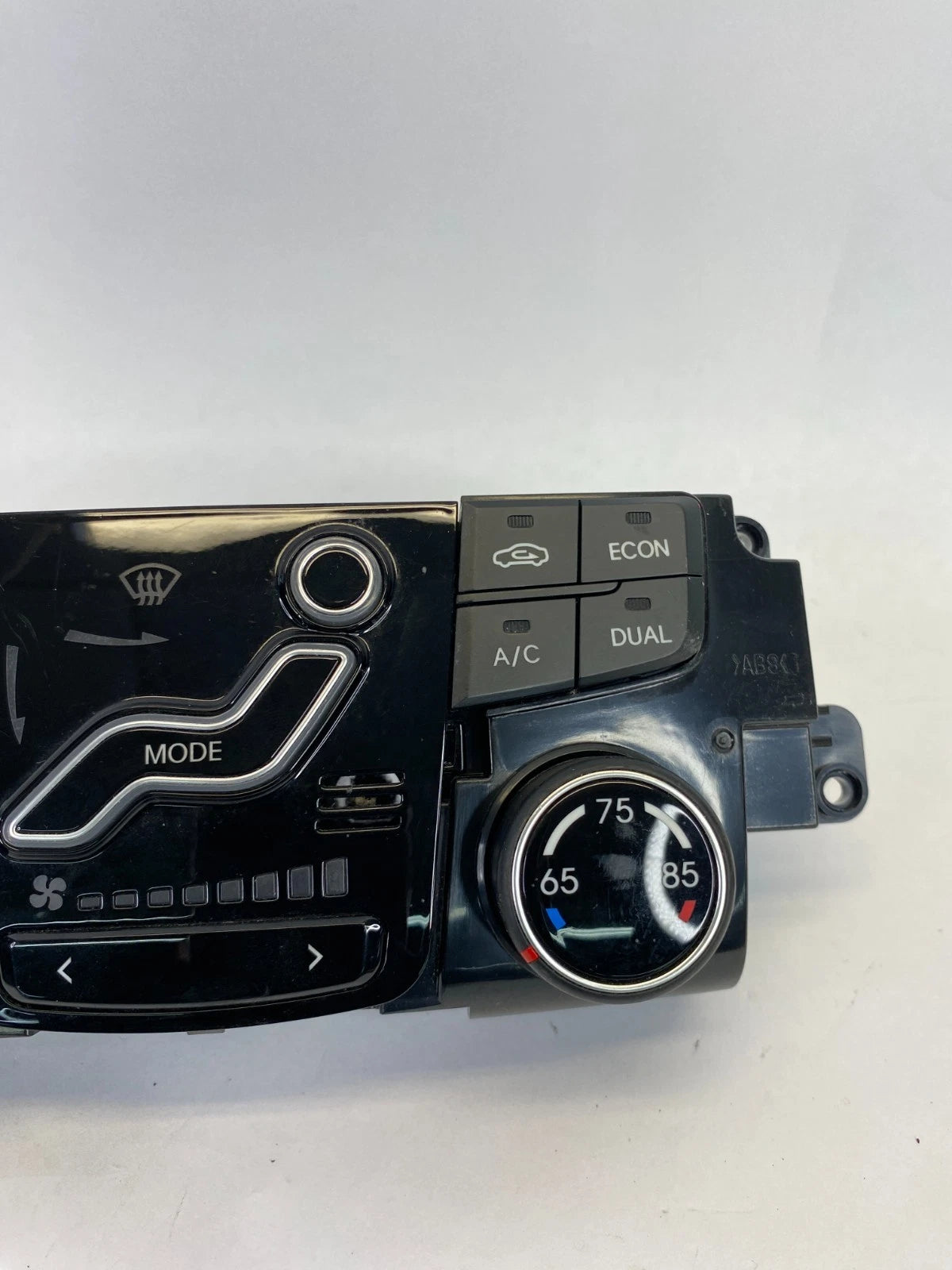 2011-2015 HYUNDAI SONATA HYBRID A/C CLIMATE CONTROL MODULE OEM 97250-4R102