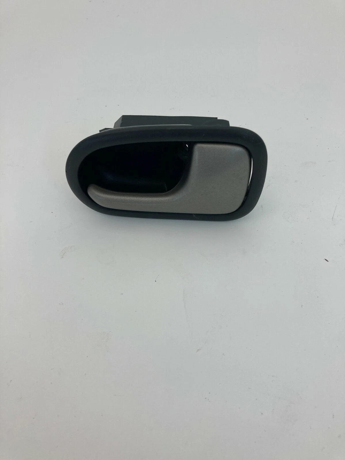 2002 2003 MAZDA PROTEGE RIGHT PASSENGER SIDE INTERIOR INNER DOOR HANDLE OEM