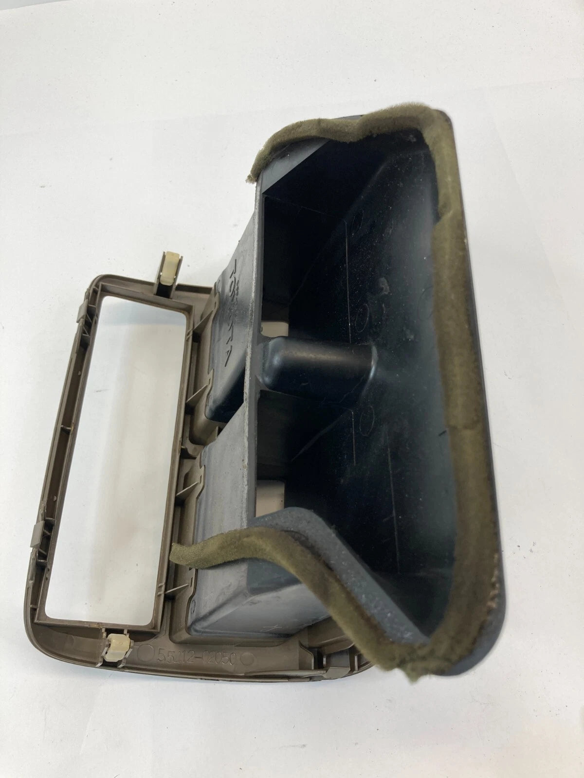98-02 TOYOTA COROLLA CENTER DASH RADIO AIR VENT BEZEL TRIM COVER 55405-02060 OEM