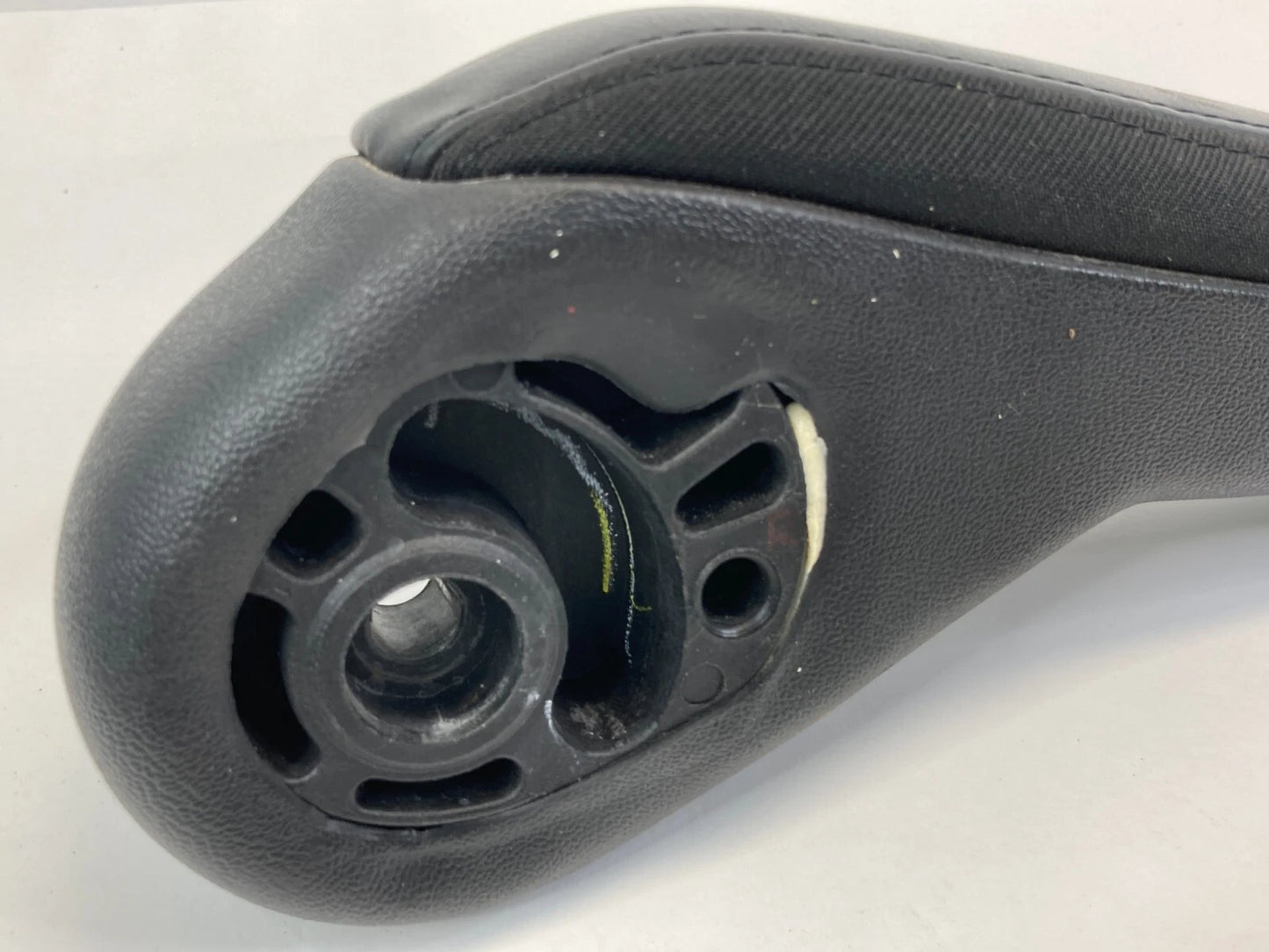 2012-2015 RAM CARGO VAN FRONT RIGHT PASSENGER SIDE SEAT ARMREST ASSEMBLY OEM