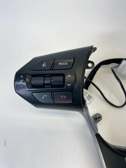2016-2018 KIA SORENTO STEERING WHEEL CRUISE & AUDIO CONTROL SWITCH W/BEZEL TRIM
