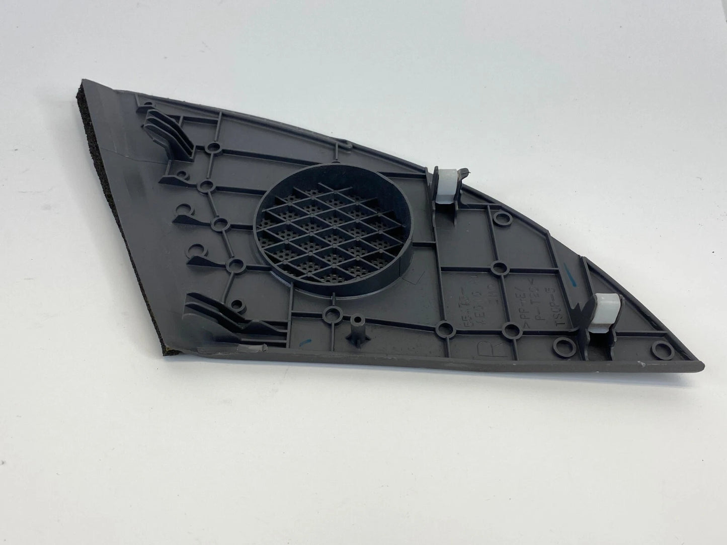 04-10 TOYOTA SIENNA UPPER DASH RIGHT SIDE SPEAKER TRIM GRILL COVER 55473-AE010