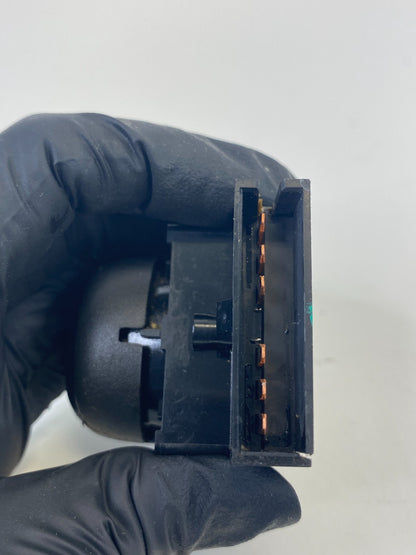 2009-2012 Traverse Acadia Front Right Passenger Seat Lumbar Switch 25948854