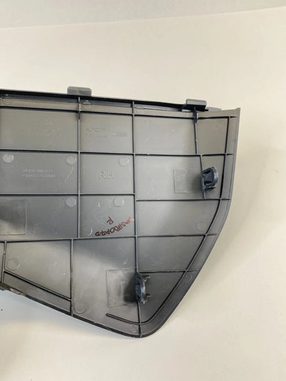 08-13 NISSAN ROGUE DASH RIGHT PASSENGER SIDE END CAP COVER TRIM 68498-JM00A OEM