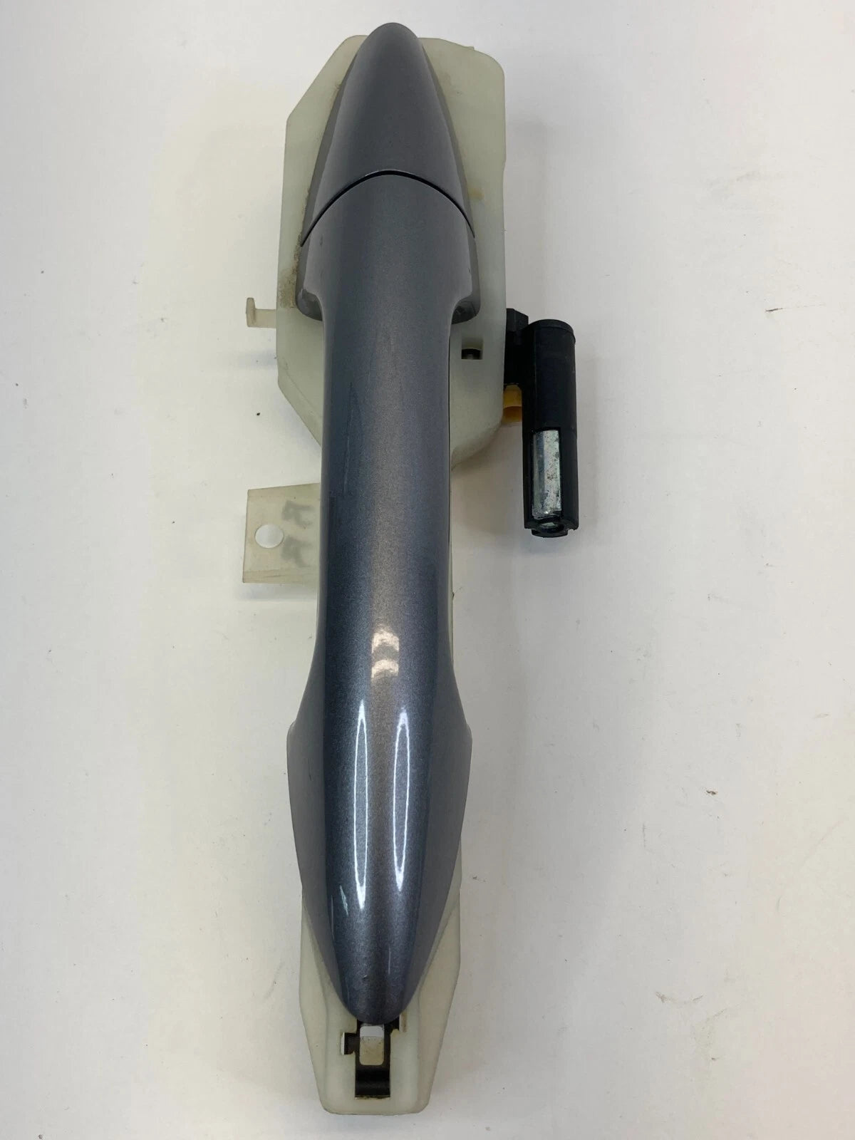 2012-2017 HYUNDAI ACCENT SEDAN REAR RIGHT SIDE EXTERIOR DOOR HANDLE ASSEMBLY OEM