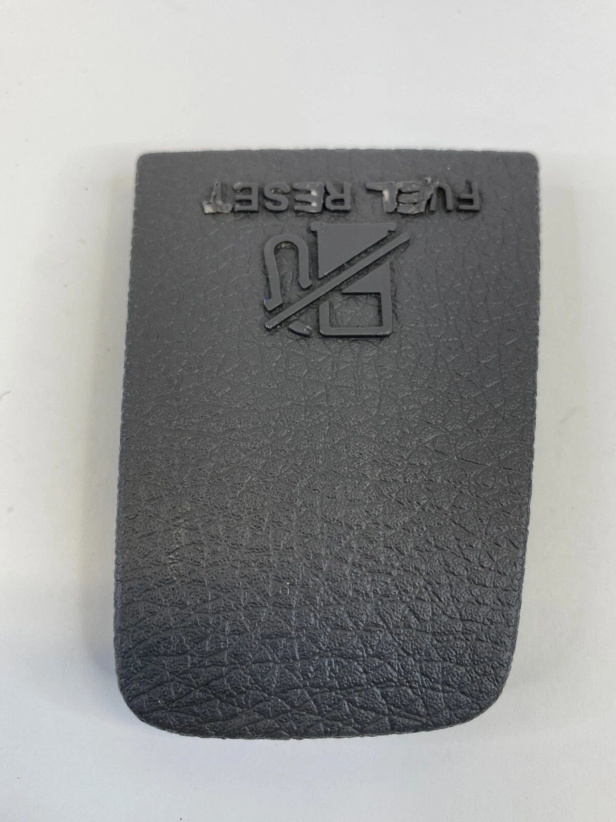 2007 08 09 2010 LINCOLN MKX FUEL RESET BUTTON COVER CAP LID 7T437831013-B