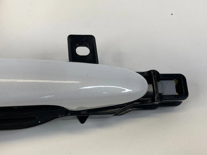 2010-2013 MAZDA 3 FRONT LEFT DRIVER SIDE EXTERIOR OUTER DOOR HANDLE OEM